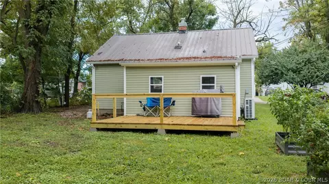 Exterior - 406 Mill St, Eldon, MO 65026 photo 6 of 7