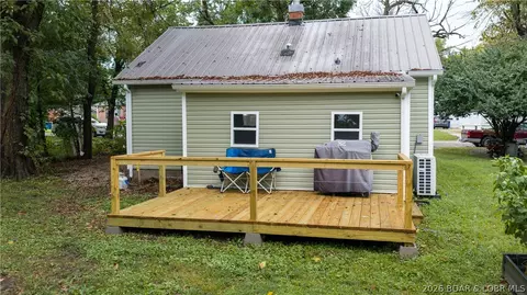 Exterior - 406 Mill St, Eldon, MO 65026 photo 3 of 7