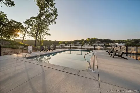 Exterior - 5535 Deephaven Ln, Osage Beach, MO 65065 photo 4 of 7