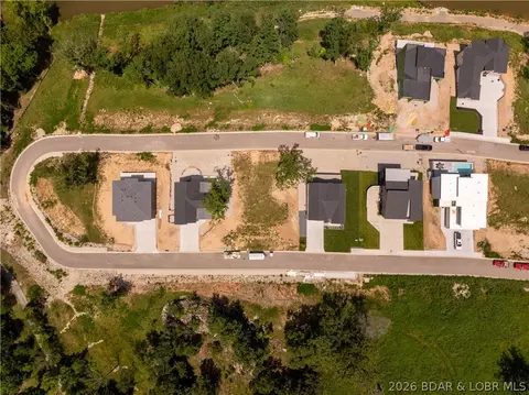 View/Area - 5535 Deephaven Ln, Osage Beach, MO 65065 photo 3 of 6