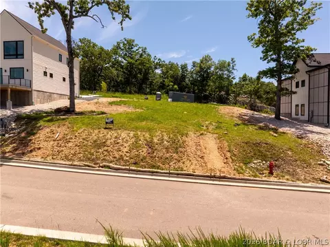 Exterior - 5535 Deephaven Ln, Osage Beach, MO 65065 photo 7 of 7