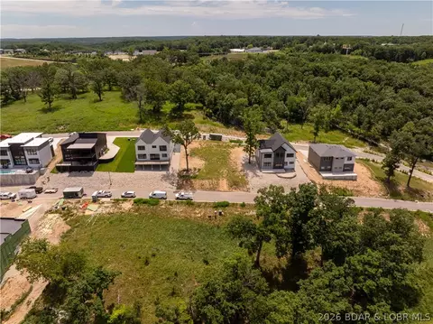 View/Area - 5535 Deephaven Ln, Osage Beach, MO 65065 photo 5 of 6