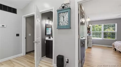 Entry Way - 24 Hidden Oaks Rd, Eldon, MO 65026 photo 3 of 5