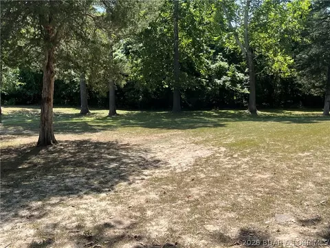 Exterior - 930 Cedar Ridge Cir, Roach, MO 65787 photo 4 of 8