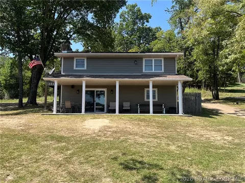 930 Cedar Ridge Cir, Roach, MO 65787