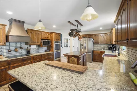 Kitchen - 14511 Highway E, Eldridge, MO 65463 photo 3 of 5
