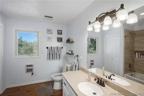 Bath - 14511 Highway E, Eldridge, MO 65463 photo 5 of 6