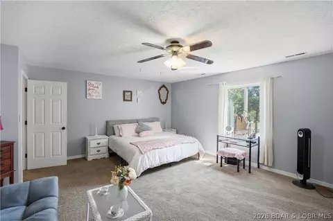 Bedroom - 14511 Highway E, Eldridge, MO 65463 photo 4 of 10