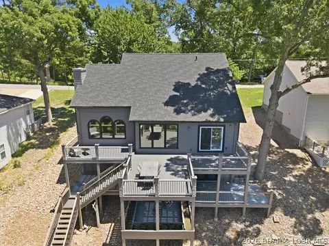 71 Arrowhead Beach Rd, Lake Ozark, MO 65049