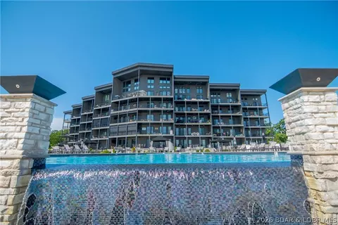 182 Havens Place Dr #5A, Lake Ozark, MO 65049