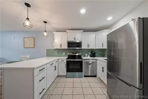 Kitchen - 37 Hampton Bay Rd #1, Eldon, MO 65026 photo 2 of 4