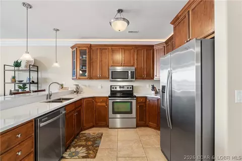 Kitchen - 100 Trinity Pointe Dr #3N, Camdenton, MO 65020 photo 2 of 4