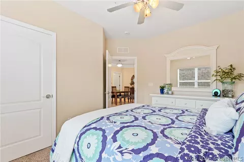 Bedroom - 100 Trinity Pointe Dr #3N, Camdenton, MO 65020 photo 5 of 7