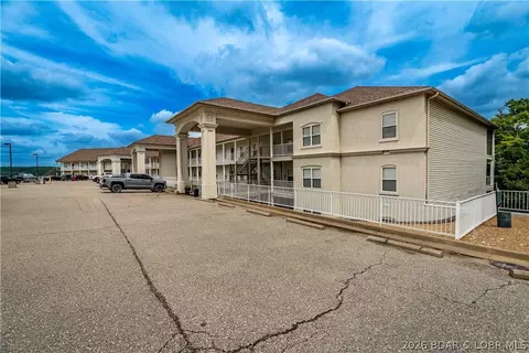 Exterior - 100 Trinity Pointe Dr #3N, Camdenton, MO 65020 photo 6 of 14