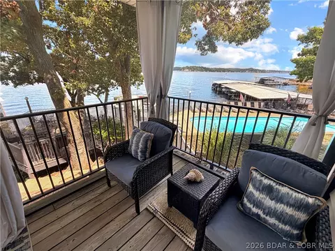 109 Woodcrest Dr # 1C, Lake Ozark, MO 65049
