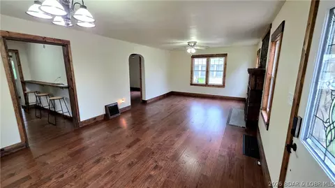 Living - 203 S Hunter St, Versailles, MO 65084 photo 3 of 4