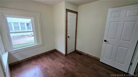 Bedroom - 203 S Hunter St, Versailles, MO 65084 photo 4 of 4