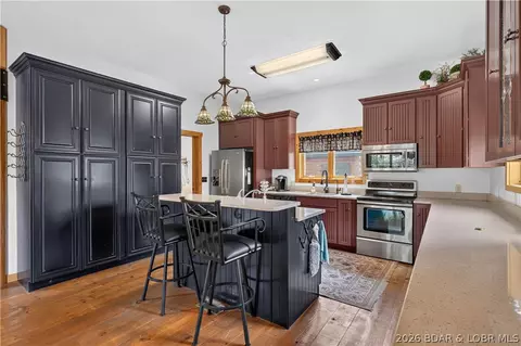 Kitchen - 28487 Nevada Ave, Warsaw, MO 65355 photo 1 of 3