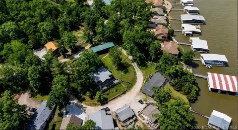 74 Jay Bird Ln, Sunrise Beach, MO 65079