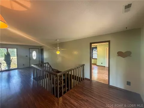 Entry Way - 19388 Hwy 5 Hwy, Versailles, MO 65084 photo 2 of 7