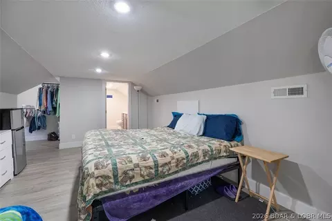Bedroom - 406 S Godfrey St, Eldon, MO 65026 photo 10 of 12