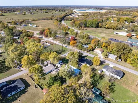 View/Area - 406 S Godfrey St, Eldon, MO 65026 photo 4 of 6