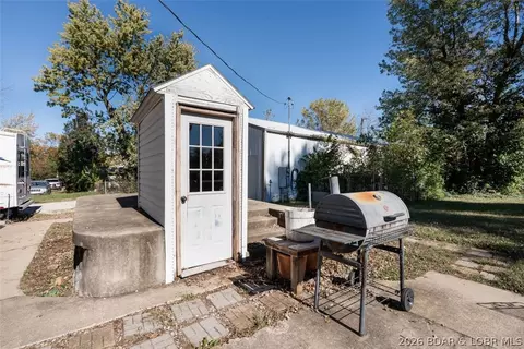 Exterior - 406 S Godfrey St, Eldon, MO 65026 photo 9 of 13