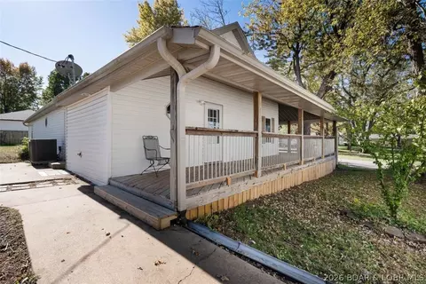 Exterior - 406 S Godfrey St, Eldon, MO 65026 photo 7 of 13