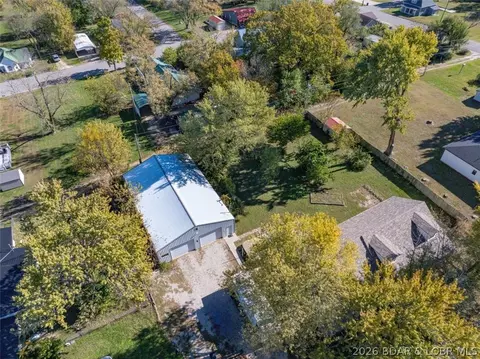 View/Area - 406 S Godfrey St, Eldon, MO 65026 photo 3 of 6