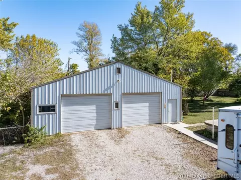 Exterior - 406 S Godfrey St, Eldon, MO 65026 photo 13 of 13