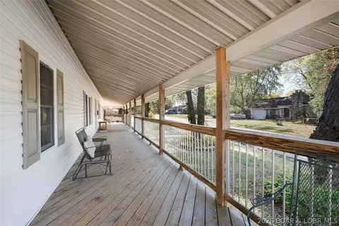 Exterior - 406 S Godfrey St, Eldon, MO 65026 photo 4 of 13