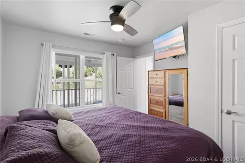 Bedroom - 4800 Eagleview Dr #544, Osage Beach, MO 65065 photo 5 of 8