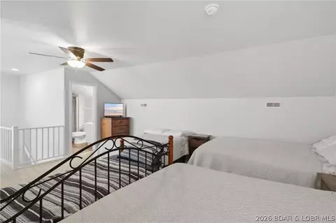 Bedroom - 4800 Eagleview Dr #544, Osage Beach, MO 65065 photo 7 of 8
