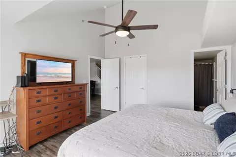 Bedroom - 4800 Eagleview Dr #544, Osage Beach, MO 65065 photo 3 of 8