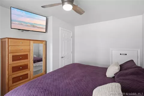 Bedroom - 4800 Eagleview Dr #544, Osage Beach, MO 65065 photo 4 of 8