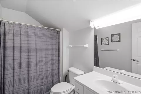 Bath - 4800 Eagleview Dr #544, Osage Beach, MO 65065 photo 3 of 3