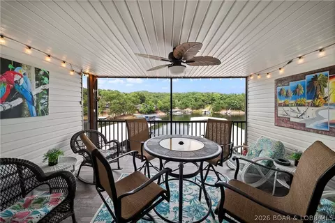 40 Lighthouse Rd #301, Lake Ozark, MO 65049