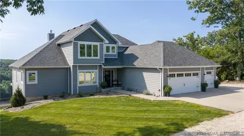 22 Bluff Dr, Eldon, MO 65026