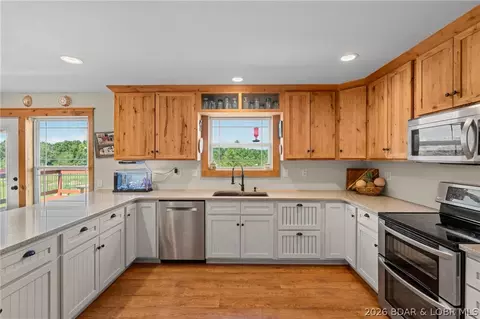 Kitchen - 3770 E G Rd, Other, MO 65284 photo 2 of 4