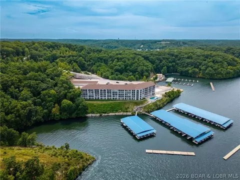 View/Area - 100 Trinity Pointe Dr #2J, Camdenton, MO 65020 photo 5 of 16