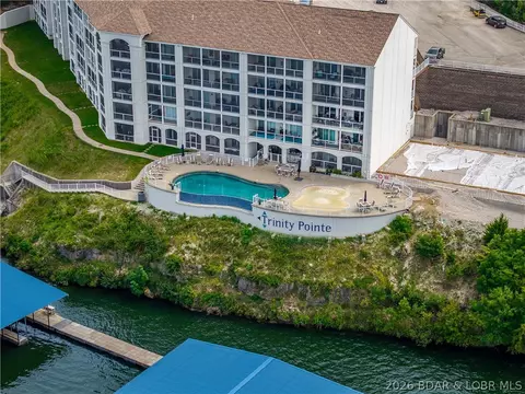 Exterior - 100 Trinity Pointe Dr #2J, Camdenton, MO 65020 photo 16 of 17