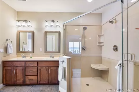 Bath - 100 Trinity Pointe Dr #2J, Camdenton, MO 65020 photo 4 of 5