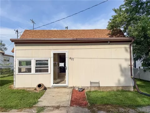 Other - 407 S Oak St, Versailles, MO 65084 photo 5 of 17