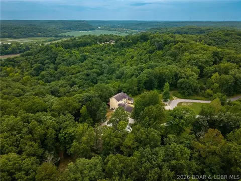 View/Area - 200 Keigan Dr, Eldon, MO 65026 photo 3 of 7