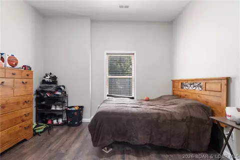 Bedroom - 200 Keigan Dr, Eldon, MO 65026 photo 1 of 8