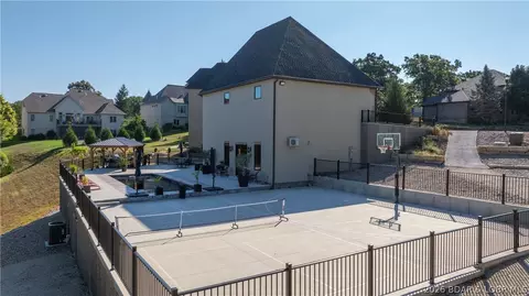 Exterior - 5751 Tree Leaf Ct, Osage Beach, MO 65065 photo 3 of 12