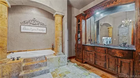 Bath - 5751 Tree Leaf Ct, Osage Beach, MO 65065 photo 4 of 10