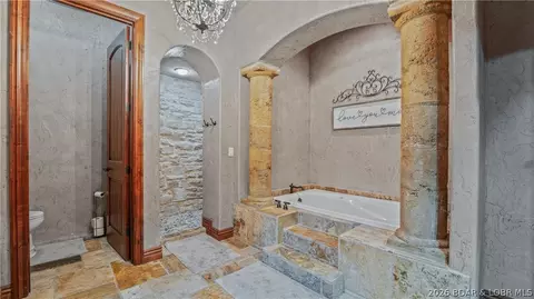 Bath - 5751 Tree Leaf Ct, Osage Beach, MO 65065 photo 5 of 10