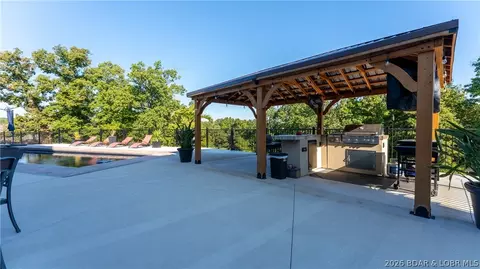Exterior - 5751 Tree Leaf Ct, Osage Beach, MO 65065 photo 8 of 12