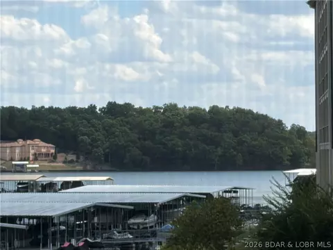 245 Bristol Bay Dr #2B, Lake Ozark, MO 65049